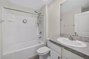 10231 Opaline Sky Ct, Riverview, FL 33578 - Photo 32