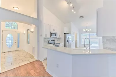 6910 Jamestown Manor Drive, Riverview, FL 33578 - Photo 8