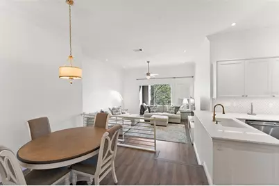 625 Tropical Breeze Way, Tampa, FL 33602 - Photo 18