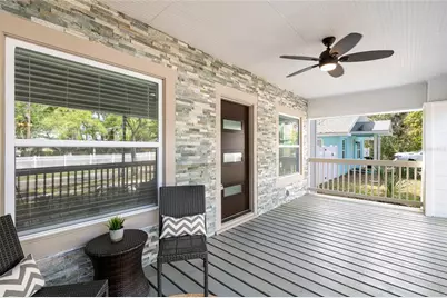 718 34th Avenue S, Saint Petersburg, FL 33705 - Photo 6