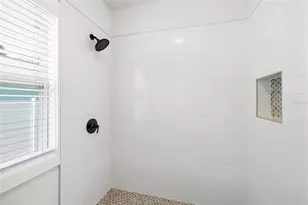 718 34th Ave S, Saint Petersburg, FL 33705 - Photo 24