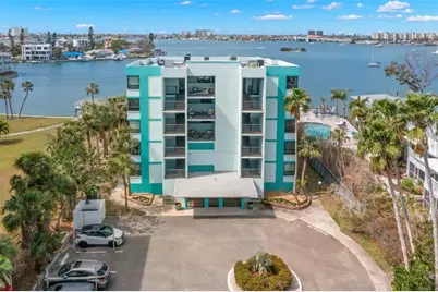 1848 Shore Drive S #402, South Pasadena, FL 33707 - Photo 2