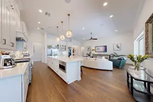 716 Pinckney Dr, Apollo Beach, FL 33572 - Photo 16