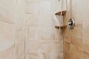 8230 128th St, Seminole, FL 33776 - Photo 30