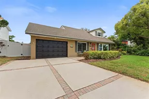 8230 128th St, Seminole, FL 33776 - Photo 2