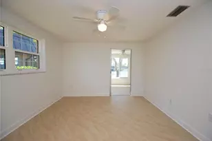 4136 Stratford Dr, New Port Richey, FL 34652 - Photo 20