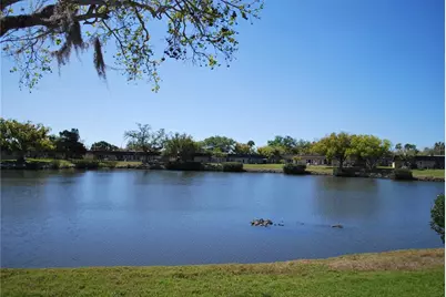 4136 Stratford Drive #4136, New Port Richey, FL 34652 - Photo 2