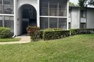 1258 Pine Ridge Cir W, Tarpon Springs, FL 34688 - Photo 1