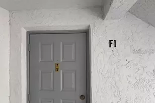 1258 Pine Ridge Cir W, Tarpon Springs, FL 34688 - Photo 4