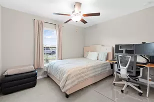 7166 Samuel Ivy Dr, Tampa, FL 33619 - Photo 14