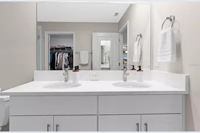 7166 Samuel Ivy Drive, Tampa, FL 33619 - Photo 36