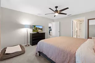 7166 Samuel Ivy Dr, Tampa, FL 33619 - Photo 32