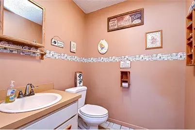 36304 Santeelah Drive, Zephyrhills, FL 33541 - Photo 34