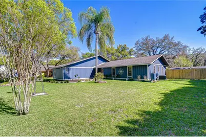 36304 Santeelah Drive, Zephyrhills, FL 33541 - Photo 2