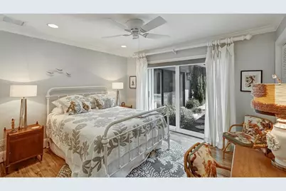 4160 39th Street S, Saint Petersburg, FL 33711 - Photo 18