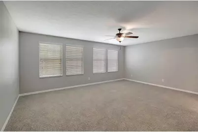10653 Pictorial Park Drive, Tampa, FL 33647 - Photo 30
