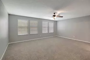 10653 Pictorial Park Dr, Tampa, FL 33647 - Photo 30