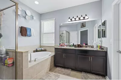 11204 Coventry Grove Circle, Lithia, FL 33547 - Photo 14