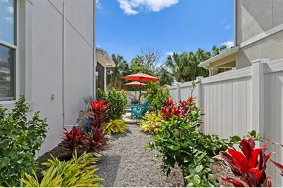 2702 W Cass Street, Tampa, FL 33609 - Photo 14