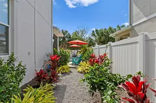 2702 W Cass St, Tampa, FL 33609 - Photo 14