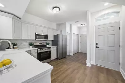 5352 Neil Drive, Saint Petersburg, FL 33714 - Photo 6