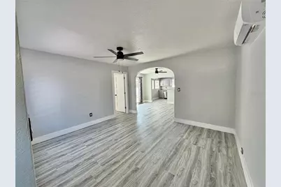 2728 First Avenue S, Saint Petersburg, FL 33712 - Photo 6