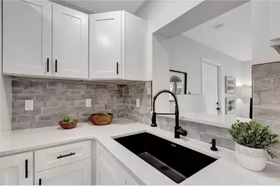 6660 17th Lane N, Saint Petersburg, FL 33702 - Photo 12