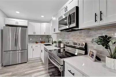 6660 17th Lane N, Saint Petersburg, FL 33702 - Photo 10