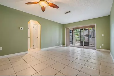 104 Cordova Green, Seminole, FL 33777 - Photo 14