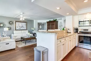 660 Island Way, Clearwater Beach, FL 33767 - Photo 18