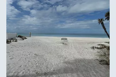 104 1st Street N, Bradenton Beach, FL 34217 - Photo 6