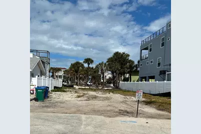 104 1st Street N, Bradenton Beach, FL 34217 - Photo 1