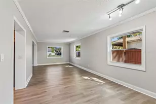 3516 W McElroy Ave, Tampa, FL 33611 - Photo 14