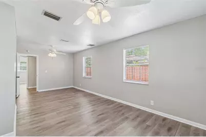 3516 W McElroy Avenue, Tampa, FL 33611 - Photo 32