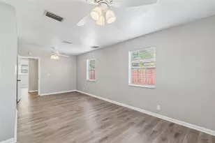 3516 W McElroy Ave, Tampa, FL 33611 - Photo 32