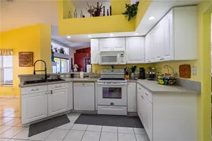 9105 Robin Nest Dr, Hudson, FL 34669 - Photo 10