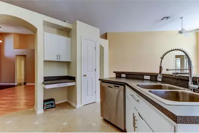 10002 Oasis Palm Drive, Tampa, FL 33615 - Photo 24