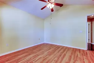 10002 Oasis Palm Dr, Tampa, FL 33615 - Photo 48