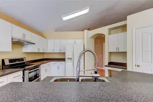 10002 Oasis Palm Dr, Tampa, FL 33615 - Photo 22