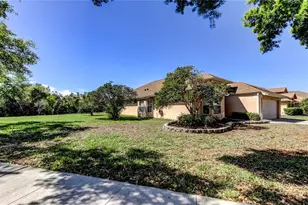 10002 Oasis Palm Dr, Tampa, FL 33615 - Photo 4