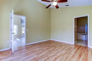 10002 Oasis Palm Dr, Tampa, FL 33615 - Photo 36