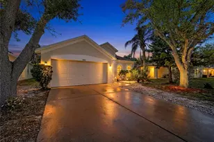 10310 Birdwatch Dr, Tampa, FL 33647 - Photo 2