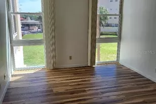 7400 Sun Island Dr S, South Pasadena, FL 33707 - Photo 10