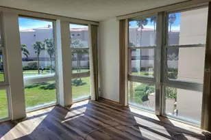 7400 Sun Island Dr S, South Pasadena, FL 33707 - Photo 8