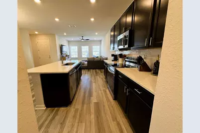 390 Windy Willow Way, Saint Cloud, FL 34771 - Photo 8