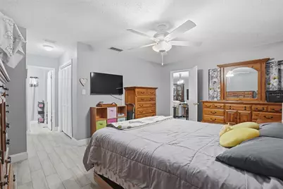 605 Oakmoss Drive, Brandon, FL 33511 - Photo 16