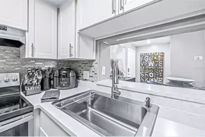 4405 W Fair Oaks Avenue #11, Tampa, FL 33611 - Photo 14