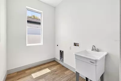 1145 29th Street S, Saint Petersburg, FL 33712 - Photo 32