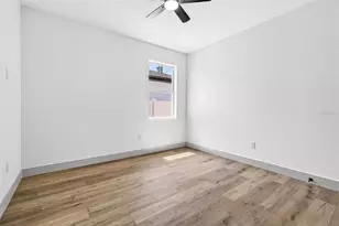 1145 29th St S, Saint Petersburg, FL 33712 - Photo 18
