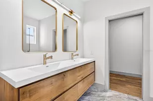 1145 29th St S, Saint Petersburg, FL 33712 - Photo 28